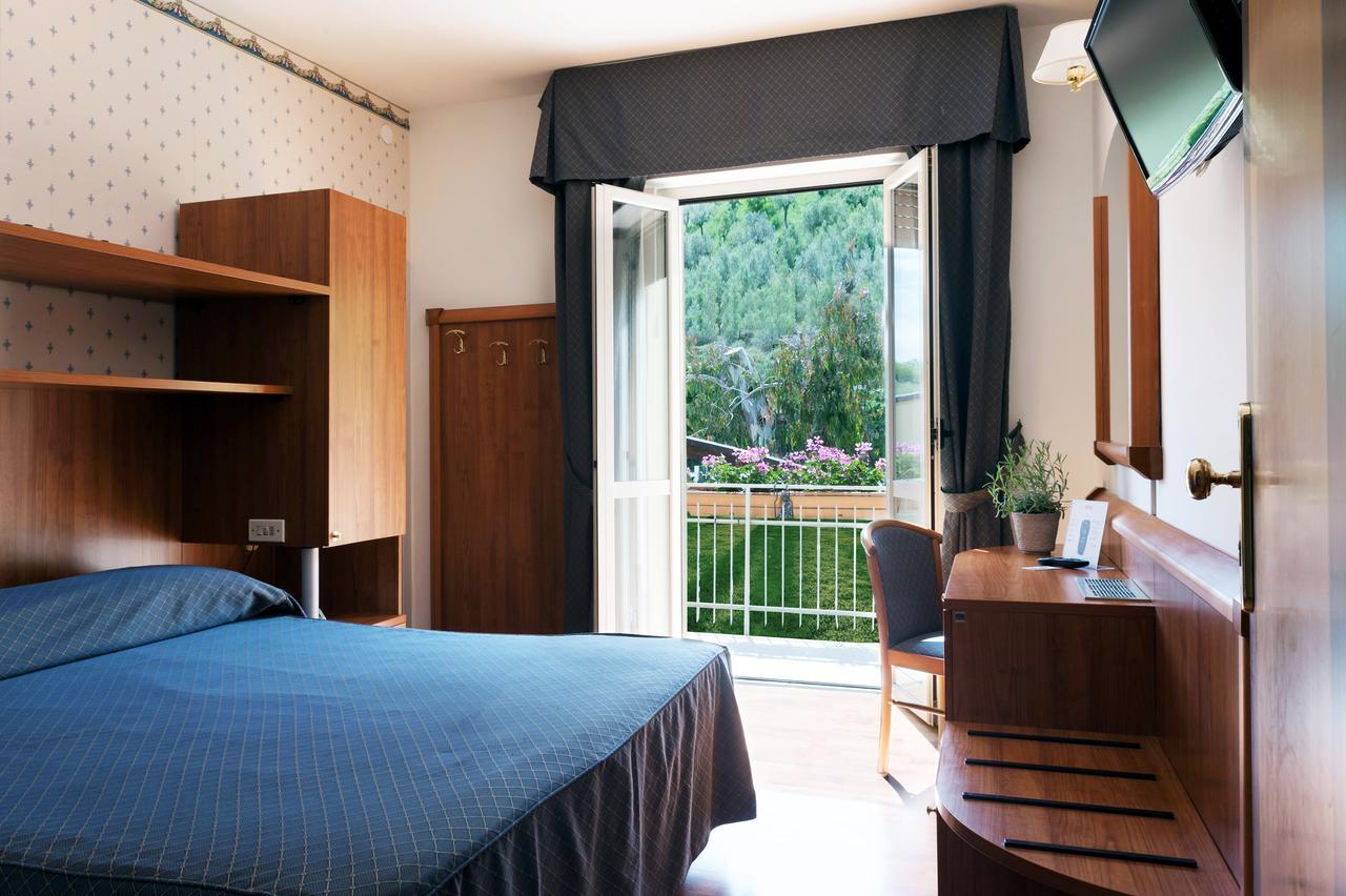 Casa Ferretti Di Ferretti Village ซิลวี มารีน่า ภายนอก รูปภาพ